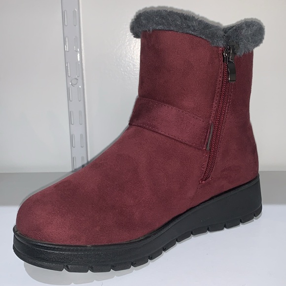 RED SUEDE FUR BOOTS - Picture 4 of 5